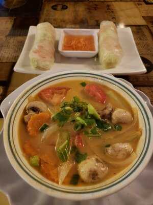 Mimosa Vietnamese And Thai Restaurant