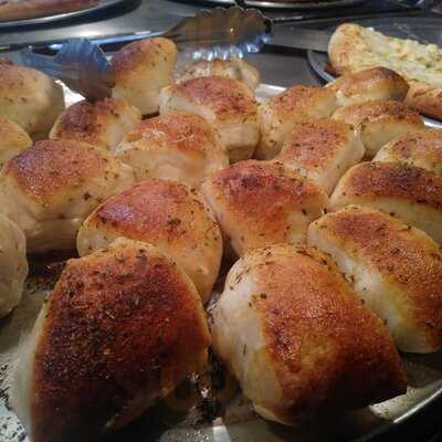 Sami's Brick Oven Pizzeria