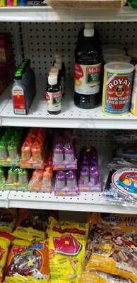 Tres Hermanos Taqueria