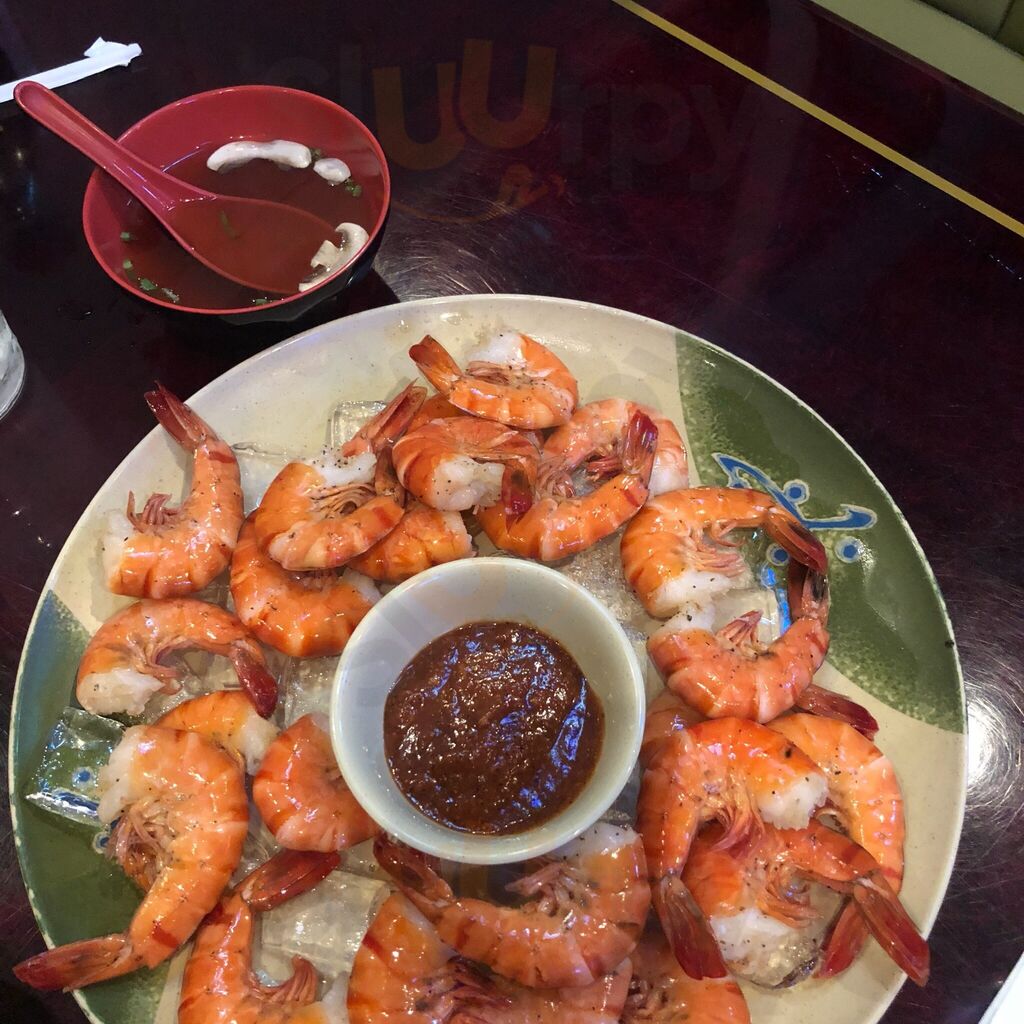 Sakura Japanese Steakhouse & Sushi Bar