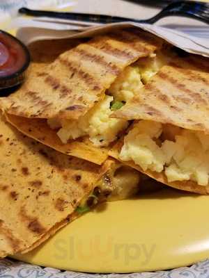 Cafe Carolina And Bakery