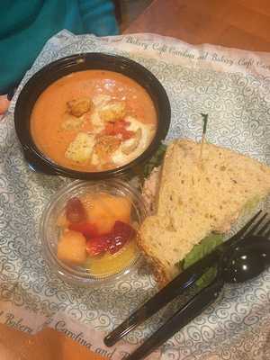 Cafe Carolina And Bakery