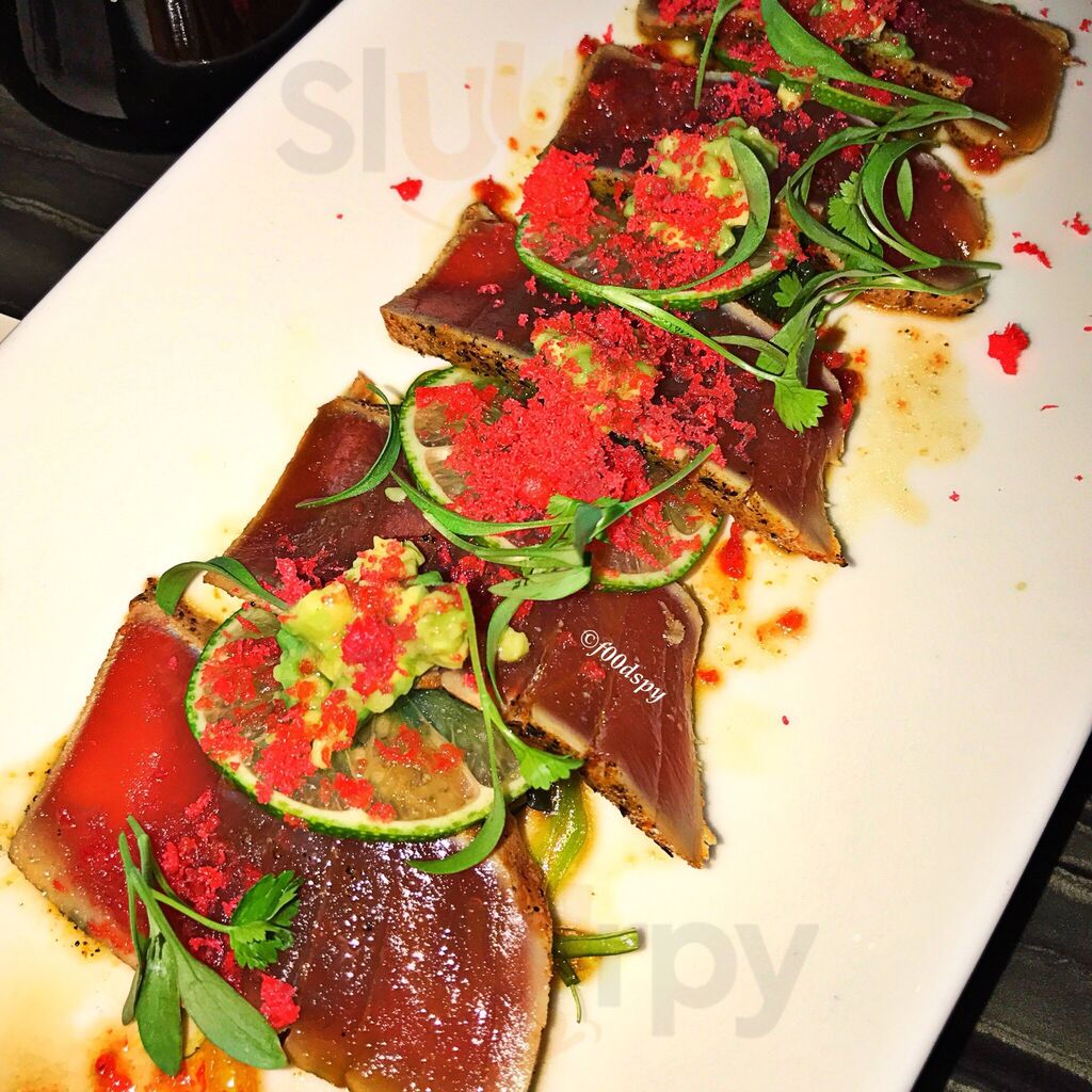 Umi Sushi And Oyster Bar