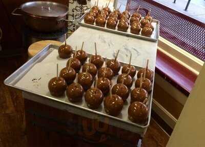 Kilwins Chocolates & Ice Cream