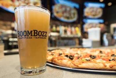 Boombozz Craft Pizza & Taphouse