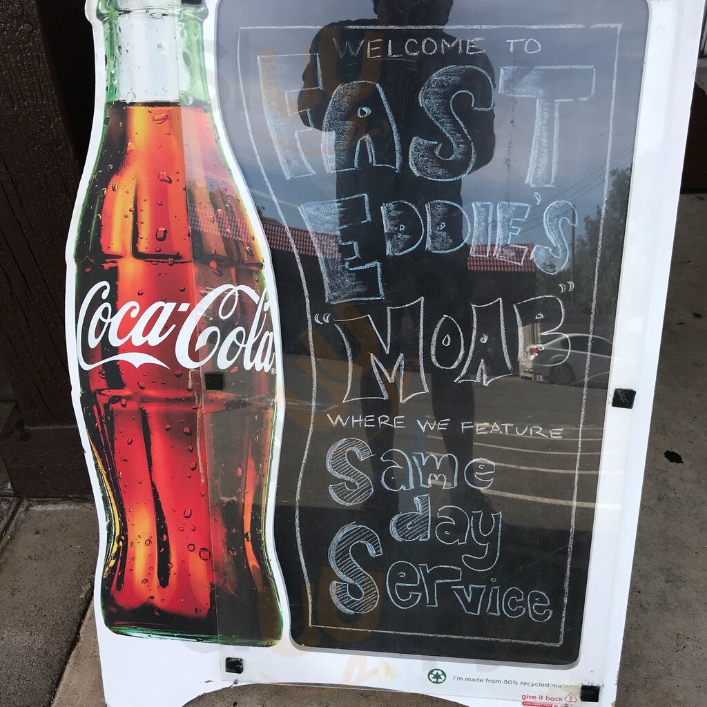 Fast Eddie's Moab Meal On Bun