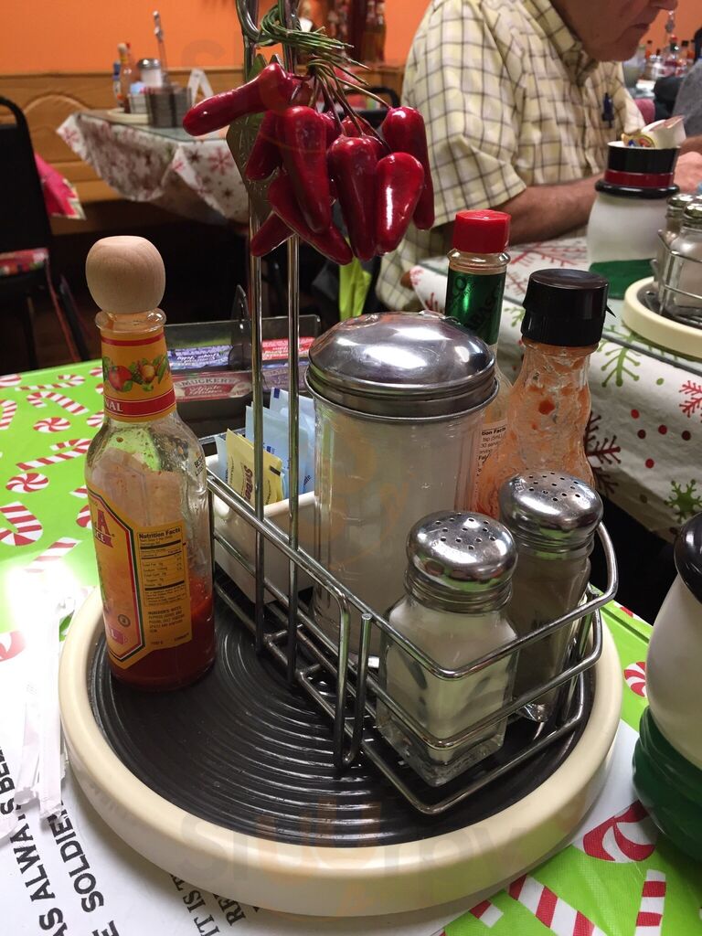 Cook's Spice Rack & Chili