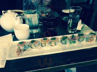 Cafe Sushi