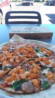 Pieology Pizzeria