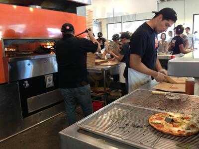 Blaze Pizza - Torrance