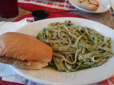 Giuliano's Delicatessen And Bakery