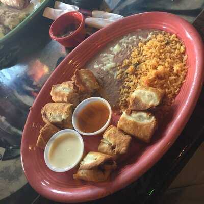 Charritos Bar And Grill