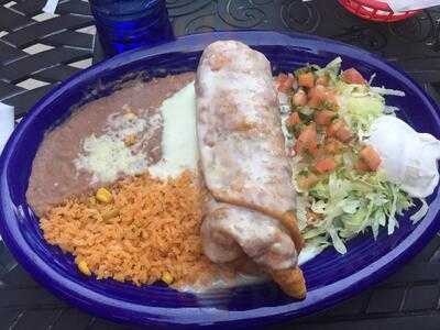 Charritos Bar And Grill