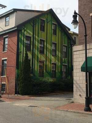 Benkay Japanese Restaurant And Sushi Bar