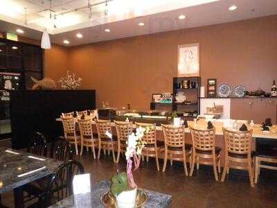 Nimo's Sushi Bar & Japanese