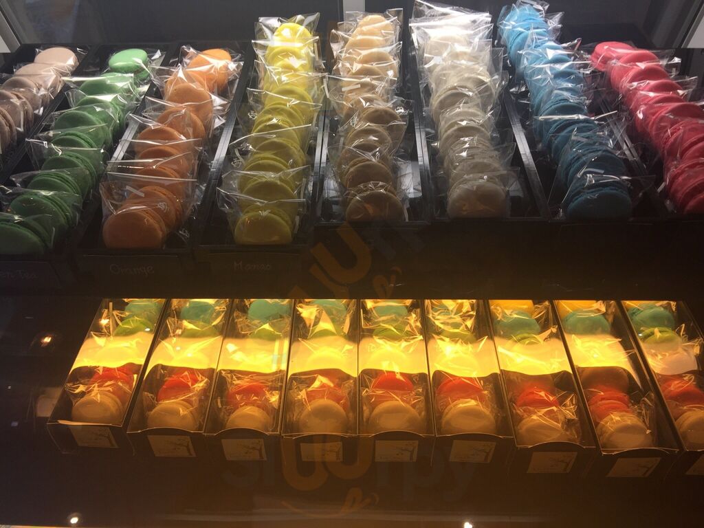 Tree Story Bakery & Cafe