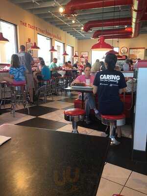 Freddy's Frozen Custard & Steakburgers