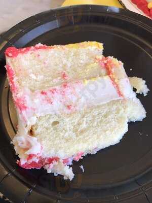 Julia's Homestyle Bakery