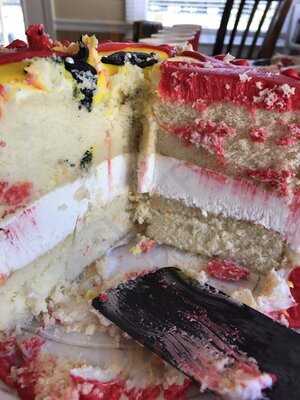 Julia's Homestyle Bakery