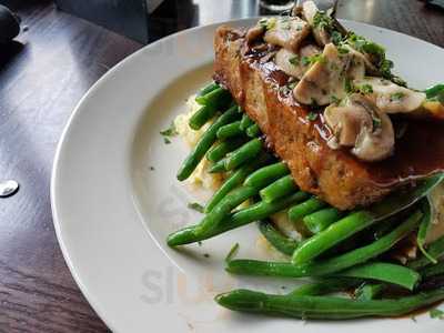 Asgard Irish Pub & Restaurant