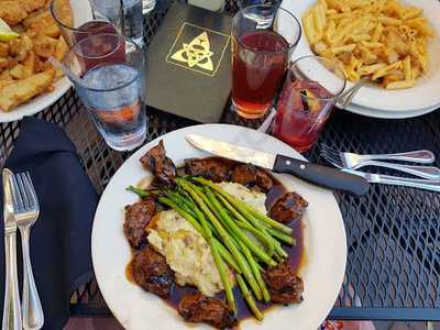 Asgard Irish Pub & Restaurant