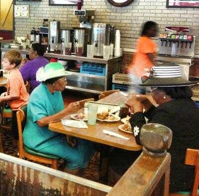 The Harvest Table Buffet