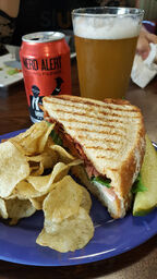 Cuzi Fresh Cafe