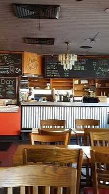 Leonardo's Pizza By The Slice