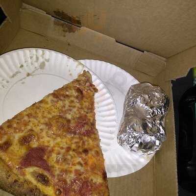 Leonardo's Pizza By The Slice