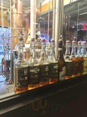 Liquid Riot Bottling Company