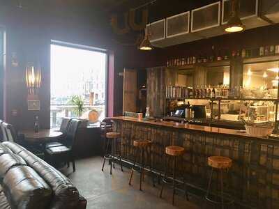 Liquid Riot Bottling Company