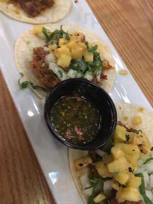 Gonza Tacos Y Tequila