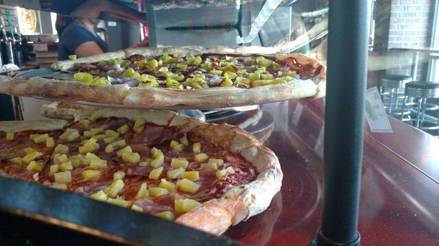 Straight From New York Pizza