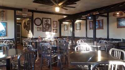 Crazy Larry's Pit Barbq