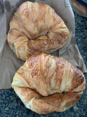 Les Petits Pleasures