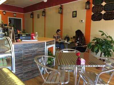 Renee's Crepes And Cakes