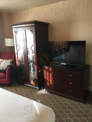 Roanoke Room At The Hotel Roanoke