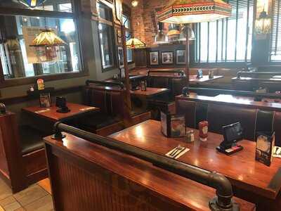 Uno Pizzeria & Grill