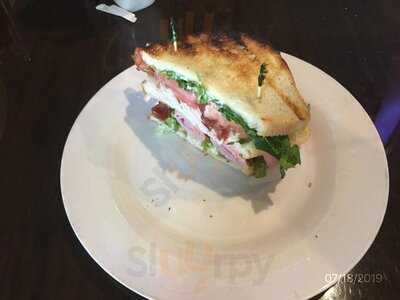 Scruboaks - Contemporary American Pub