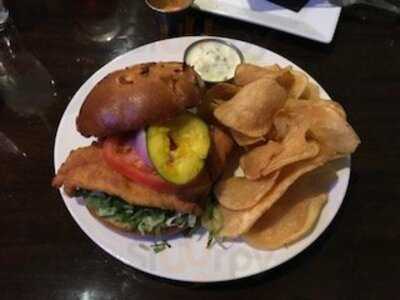 Scruboaks - Contemporary American Pub