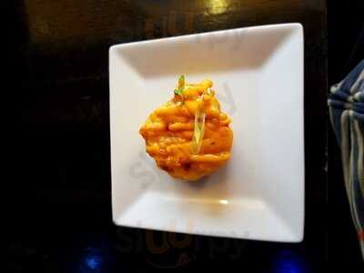 Rain Premier Sushi Bar & Lounge