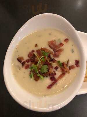 Ad Lib Craft Kitchen & Bar