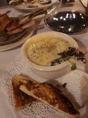 Cast Iron Chef Chop House & Oyster Bar