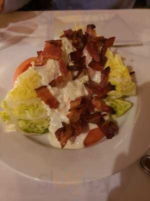 Cast Iron Chef Chop House & Oyster Bar