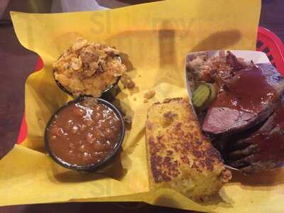 Moe's Original Bar B Que