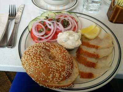 Mamaleh's Delicatessen