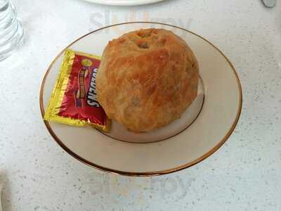 Mamaleh's Delicatessen