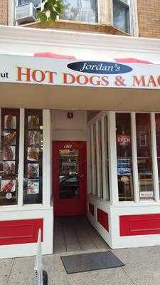 Jordans Hot Dogs & Mac