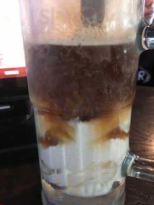 Red Robin Gourmet Burgers