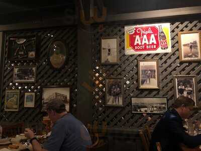 Cracker Barrel